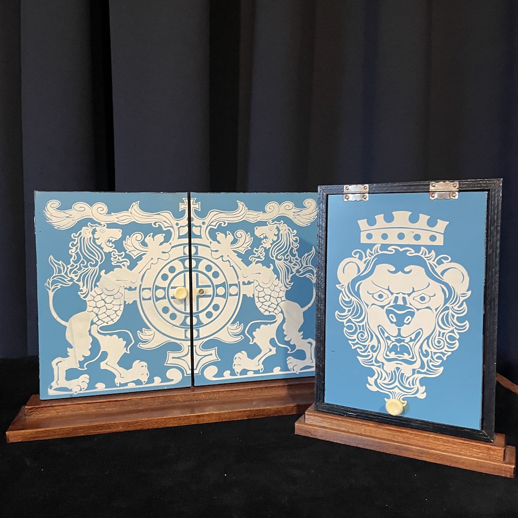 SUCKER FLYING CARD - Tricks Co.