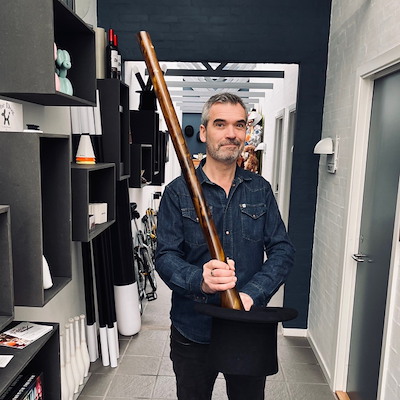 APPEARING WOODEN POLE