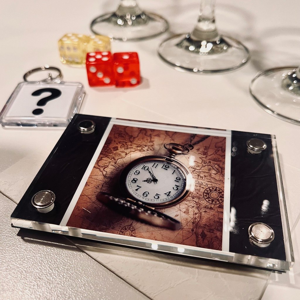 FROZEN IN TIME HOURS & MINUTES - Masuda & Lars-Peter Loeld