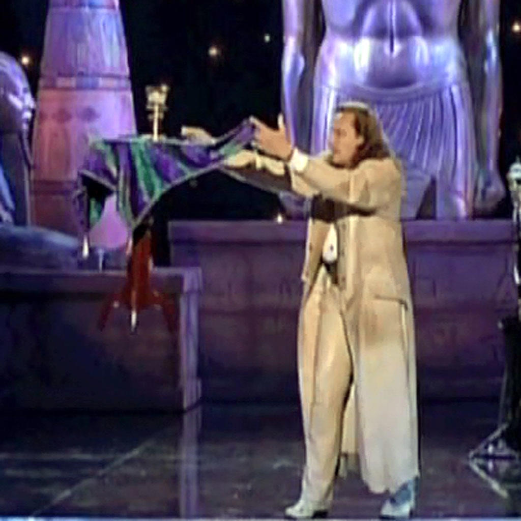 Floating Table Dirk Losander Pegani