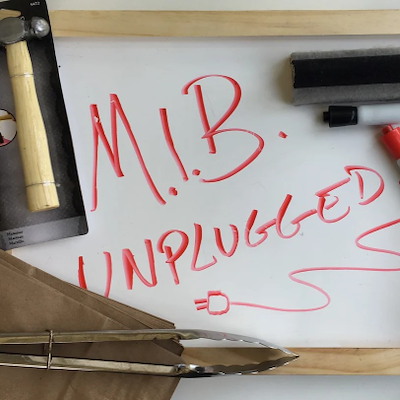 MIB UNPLUGGED - Scott Alexander and Puck