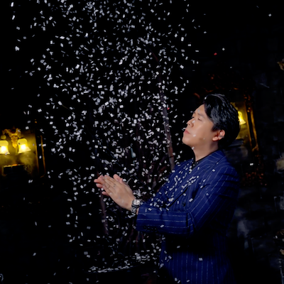 INVISIBLE SNOW - Bond Lee