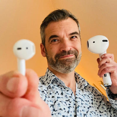 JUMBO COMEDY EARPHONE