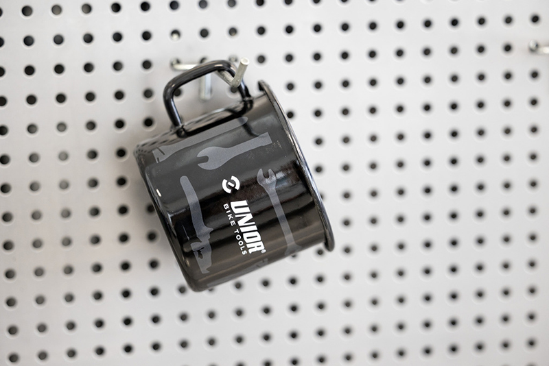 UNIOR Enamel Mug