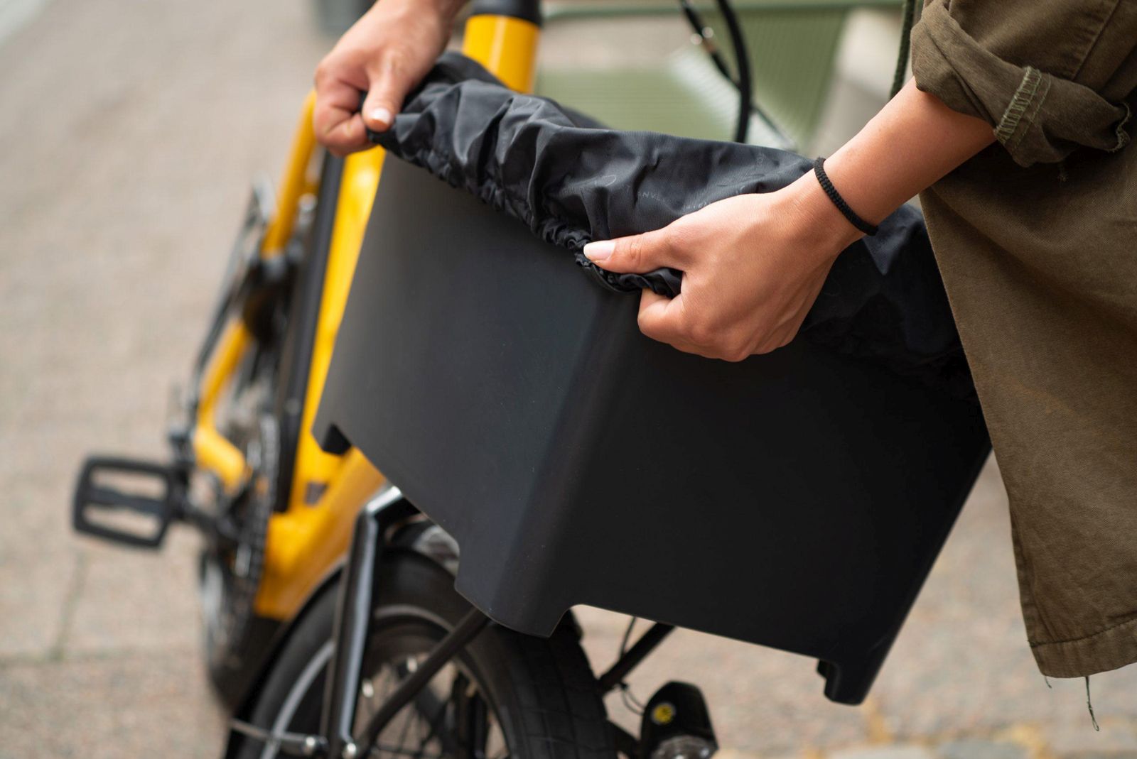 ATRAN VELO RAINY M, Basket rain cover