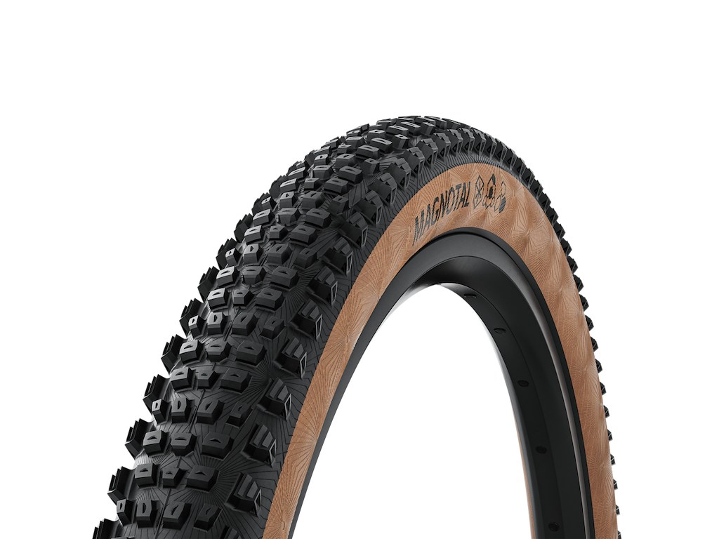 Køb Continental Magnotal Trail Grip Foldedæk MTB 29x2,40 (60-622) Sort/Transparent - Pris 499.00 kr.