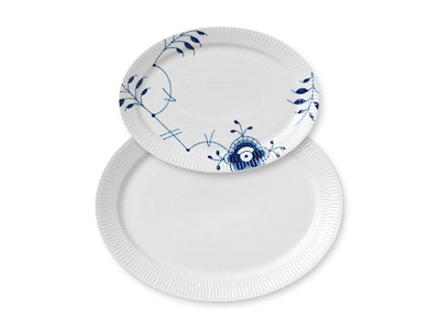 Royal Copenhagen Hvid Riflet fad 34 cm & Blå Mega Riflet fad 28 cm