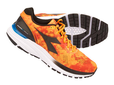 Diadora - Mythos Blushield 3 - Herre - Orange/Sort